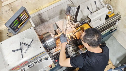 CNC-Lathes-Grinding-EDM-Wire-Cutting-1006
